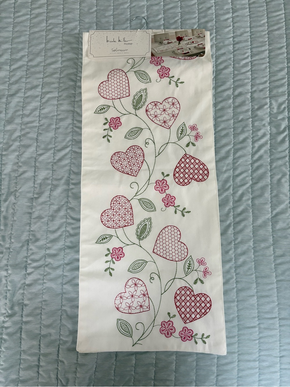 Nicole Miller White Table Runner with Pink Hearts & Green Vines